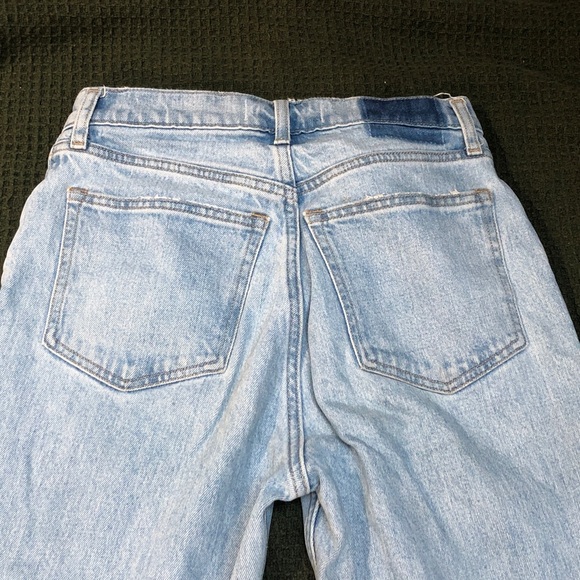 Abercrombie & Fitch ‘90s relaxed jeans | 26 - Picture 11 of 14